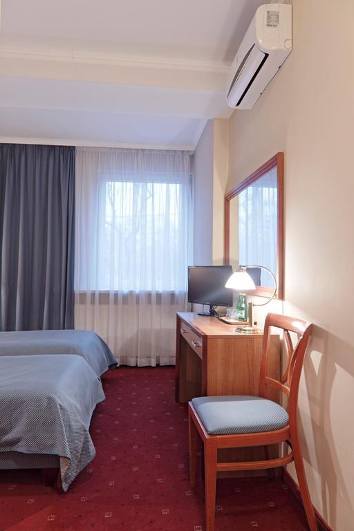 Hotel Gold Poznan Room photo